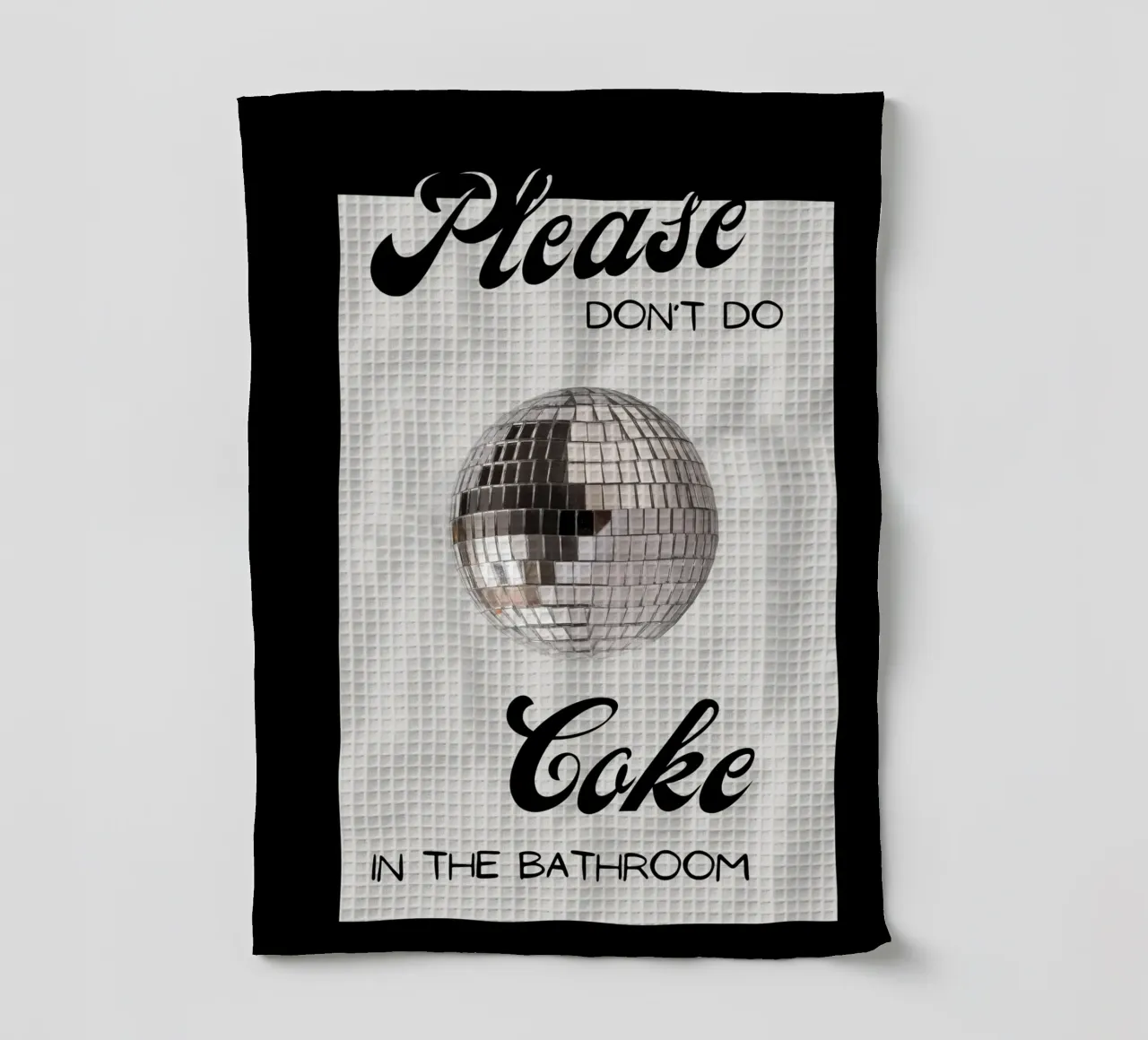 Cartello per il bagno con palla da discoteca "Please Don't Do Coke" (Per favore, non fare uso di Coca-Cola) canovaccio da cucina da NorwesClub