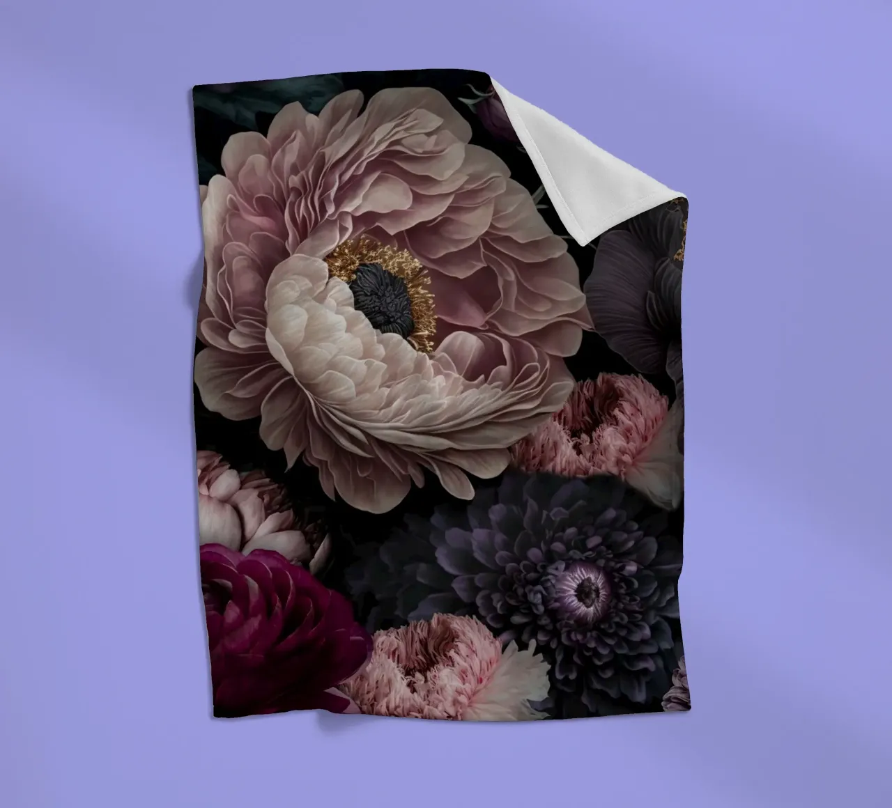 Bloomscape notturno Fiori barocchi scuri coperta in pile da Andrea Haase Vintage World