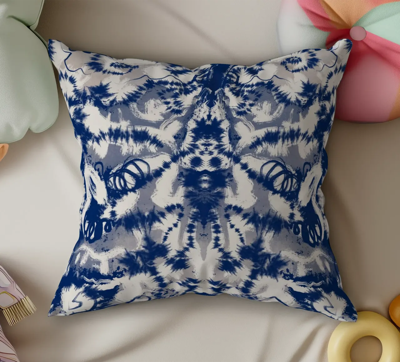 Cina blu rorschach 05 cuscino da Little Dean