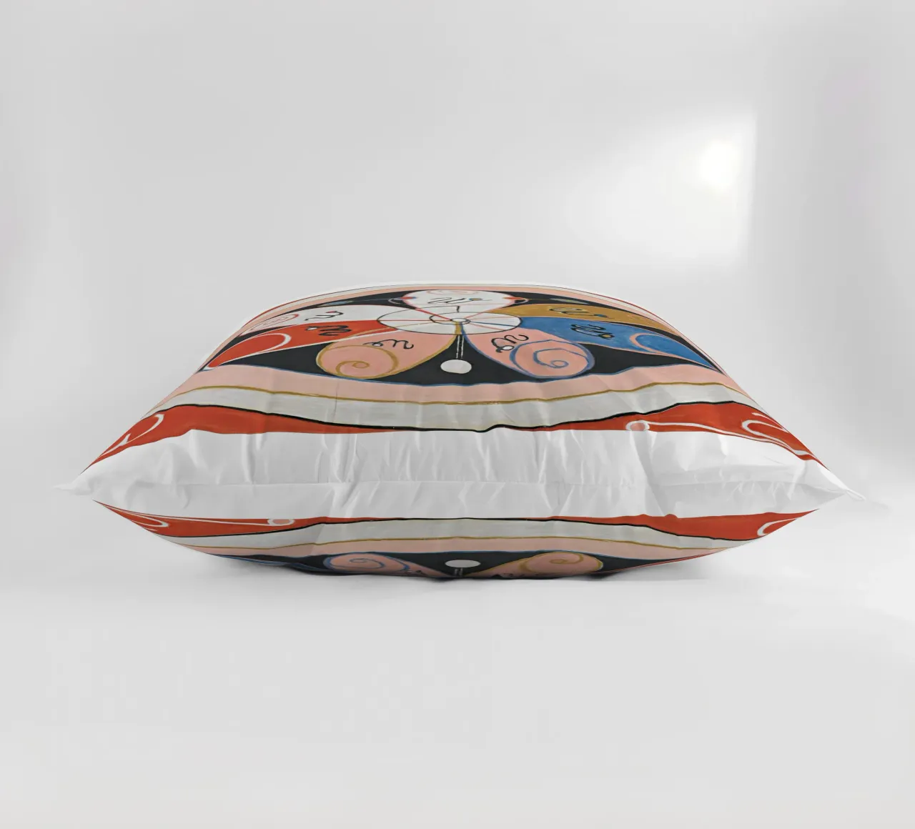 Hilma af Klint Pioneering Abstract cuscino da Brett Okuneva