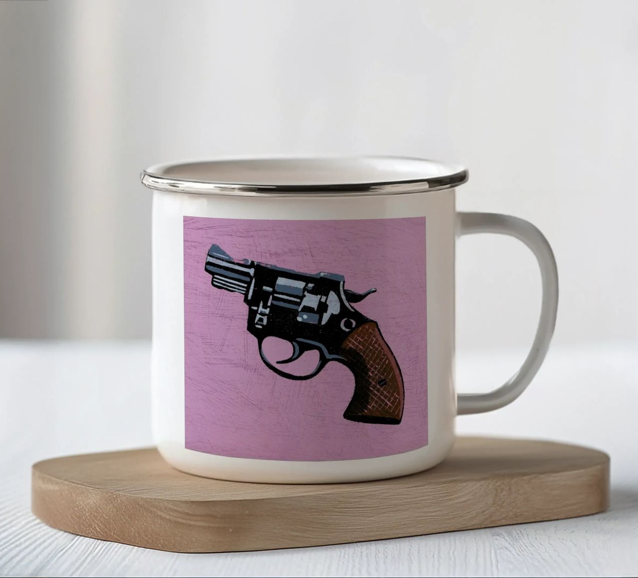 Revolver tazza in smalto da Andy Bridge
