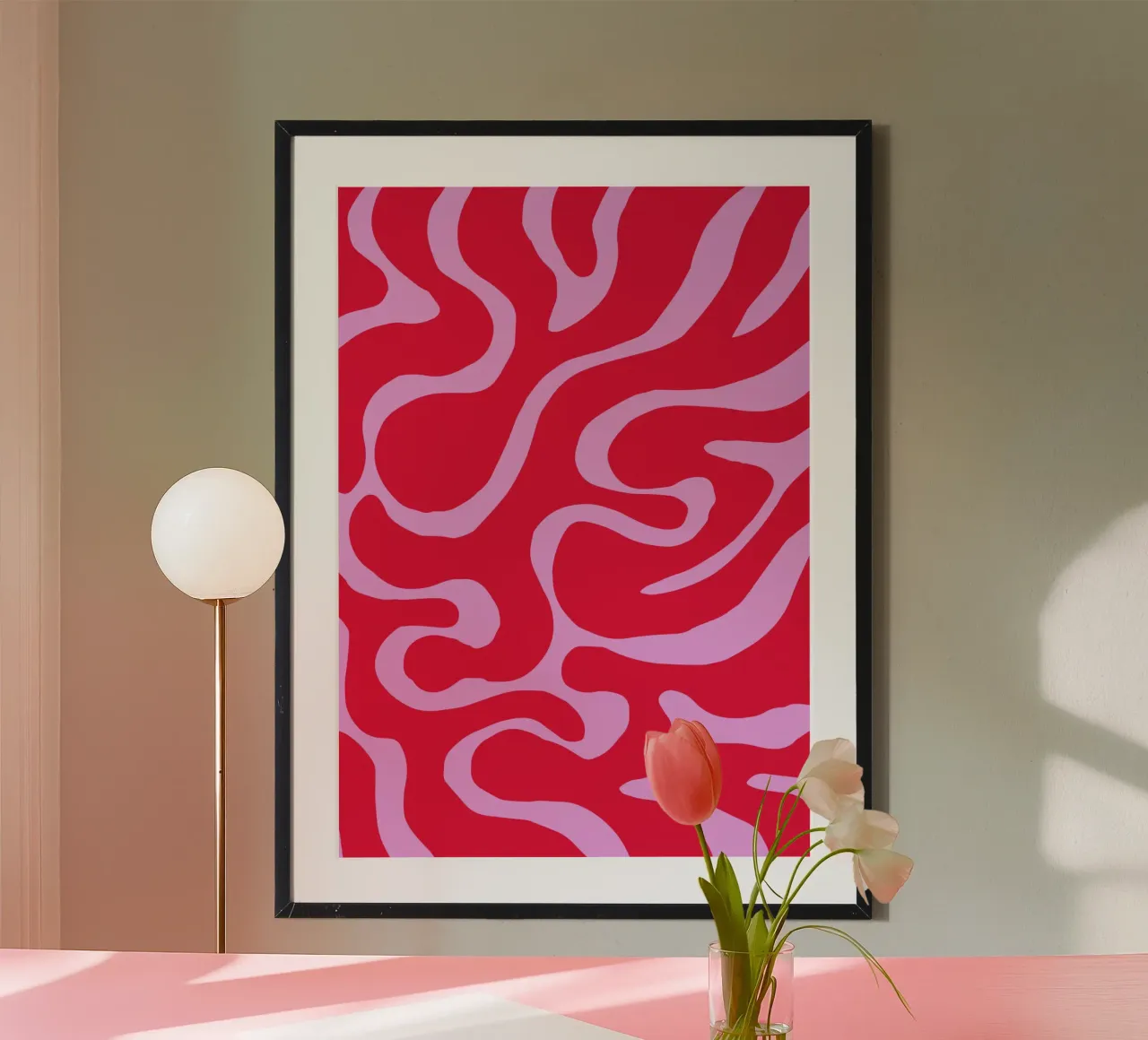 Psychedelisch Rood en Roze Abstract Golfpatroon hahnemühle van The Art Club