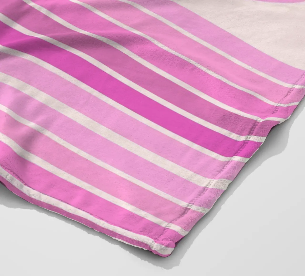 Design retrò a linee curve coperta in pile da The Art Club