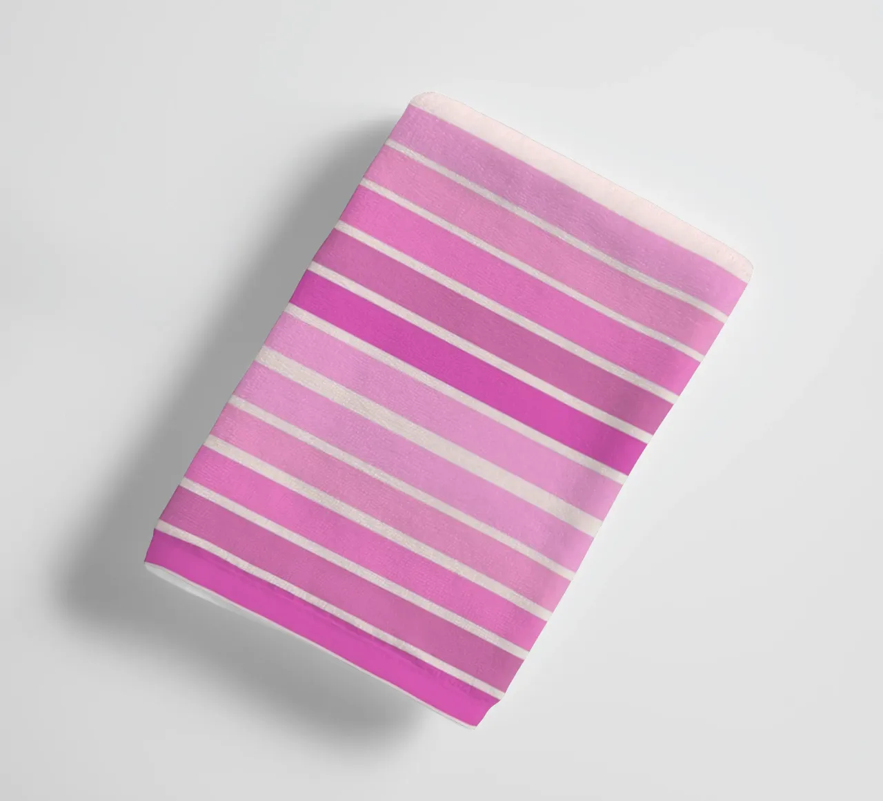 Design retrò a linee curve asciugamano da bagno da The Art Club