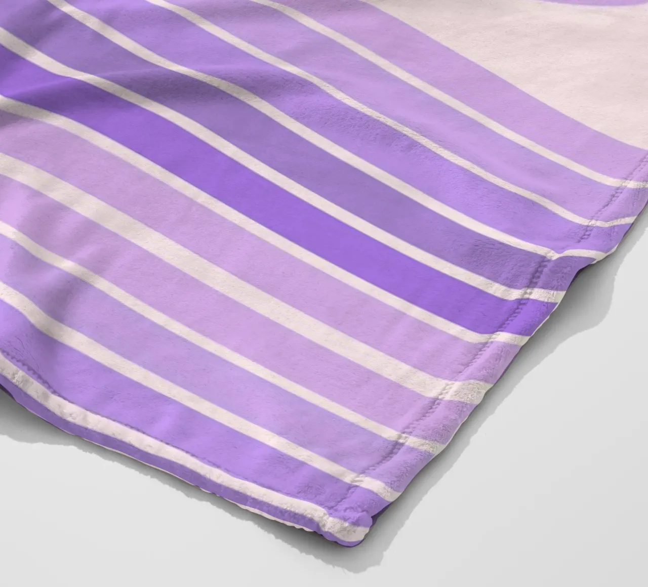 Design retrò a linee curve con estetica minimalista coperta in pile da The Art Club