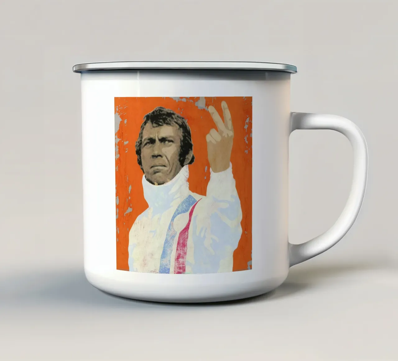 Steve McQueen mug en émail de Andy Bridge
