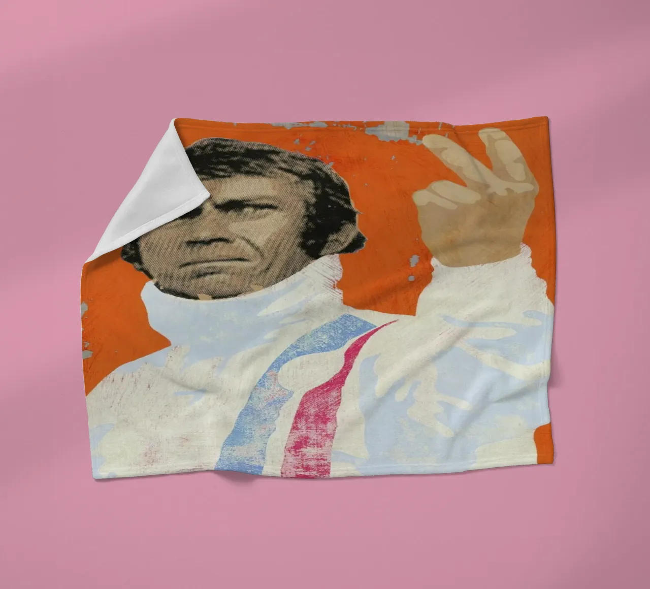 Steve McQueen coperta in pile da Andy Bridge