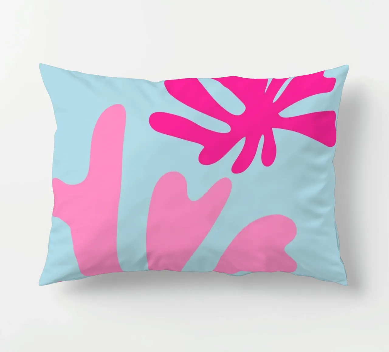 Forme botaniche astratte in rosa e blu con arancione cuscino da The Art Club