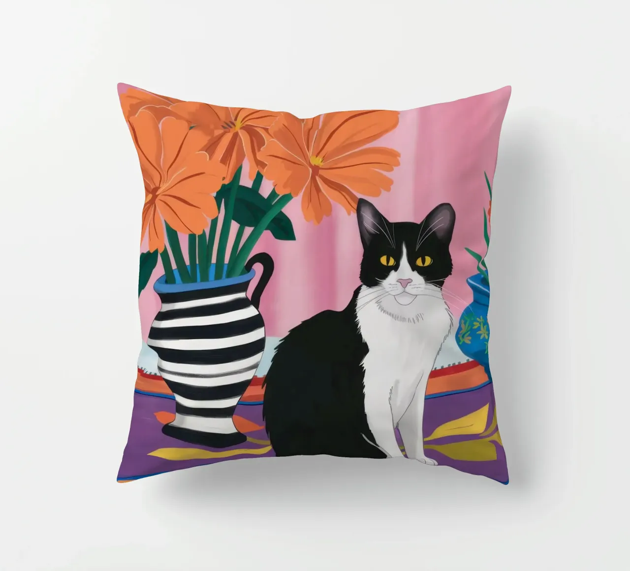 Gatto su un vaso a righe cuscino da Veil Maya
