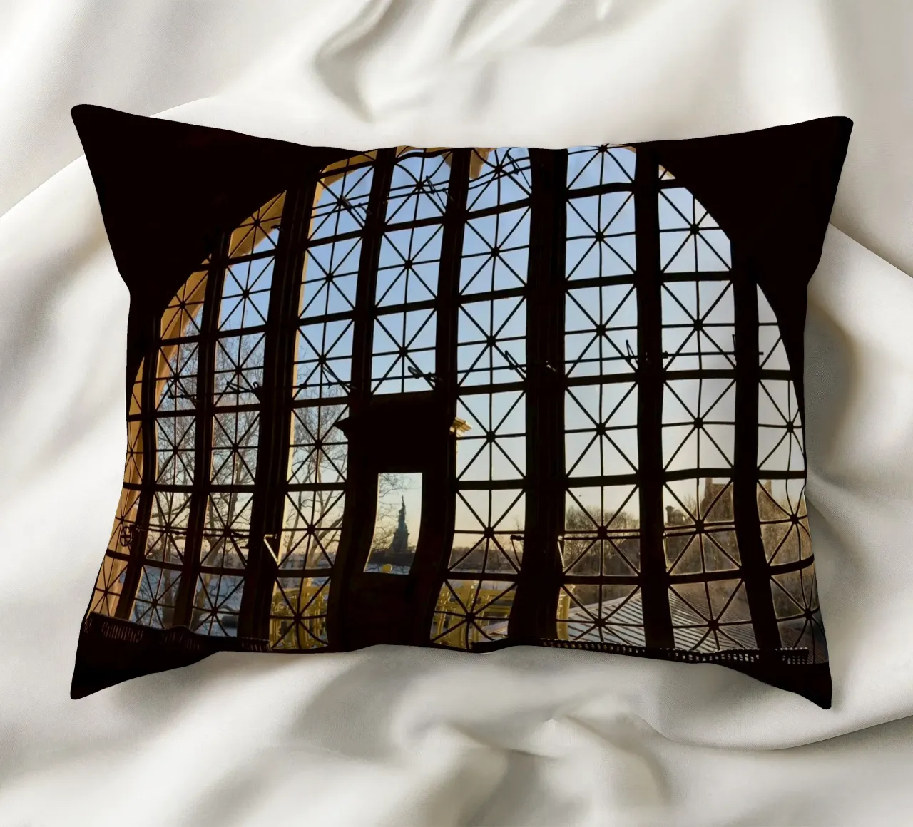Statue de la Liberté vue d'Ellis Island coussin de byrieneke
