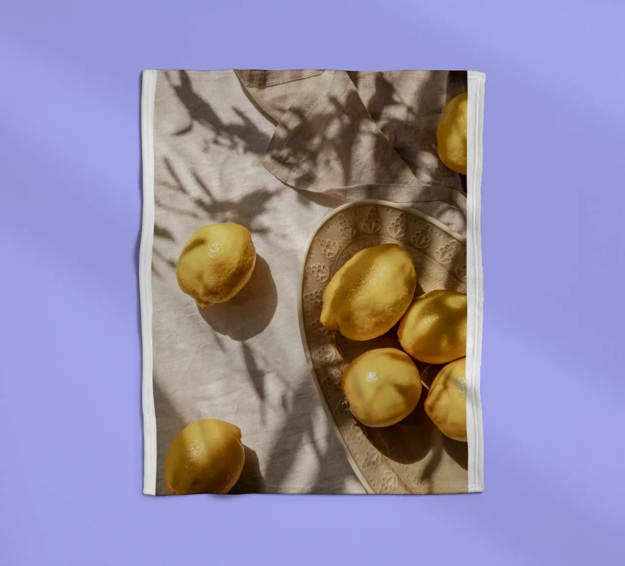 limoni frutta coperta in pile da William Allen