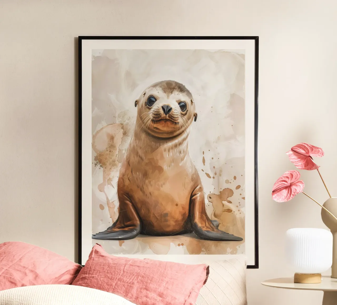 Mignon bébé phoque se reposant sur un rivage sablonneux avec une douce aquarelle poster avec cadre en aluminium de DesignDoodle