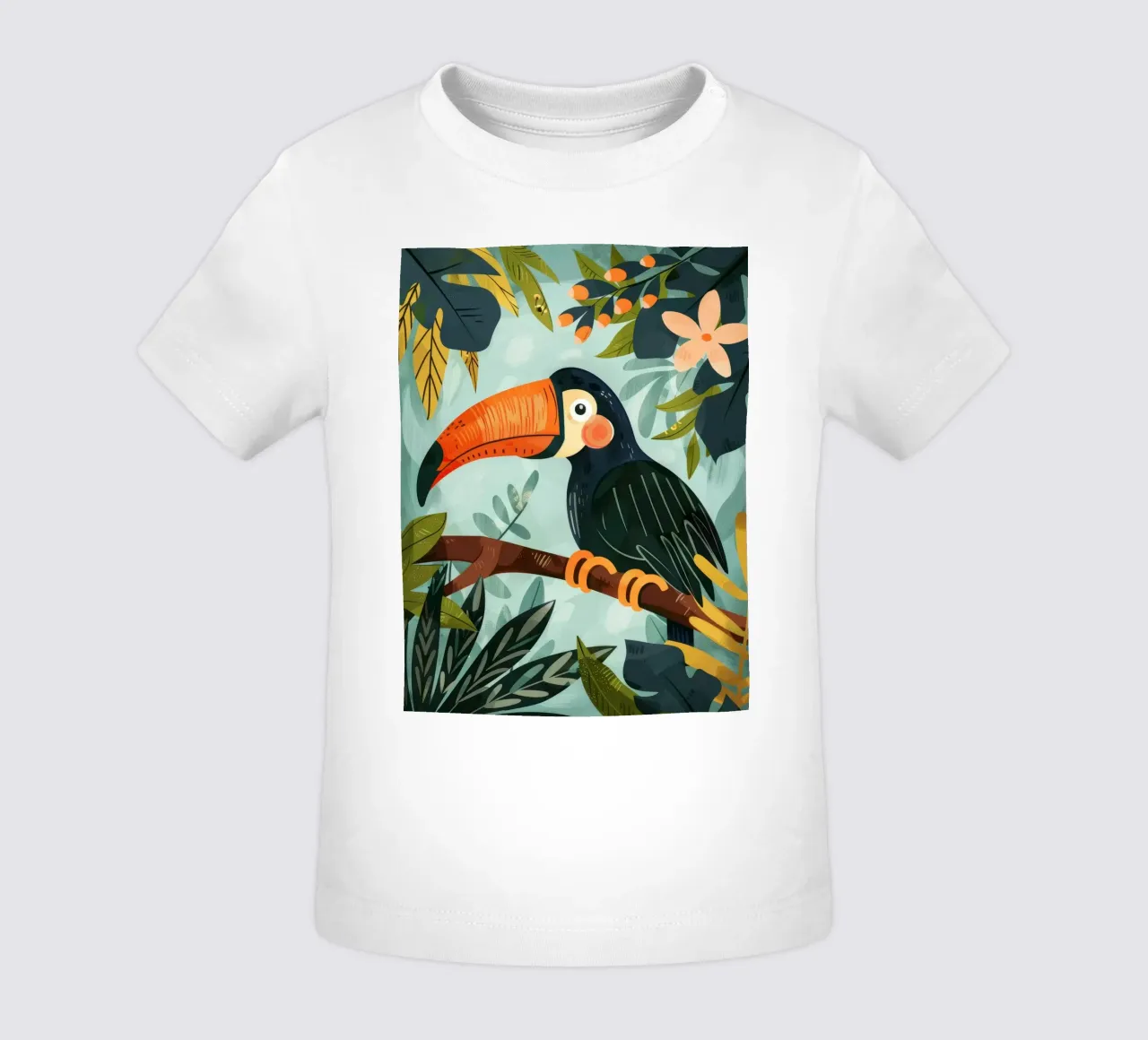 Tucano colorato appollaiato tra il fogliame tropicale in una foresta lussureggiante maglietta neonato da DesignDoodle