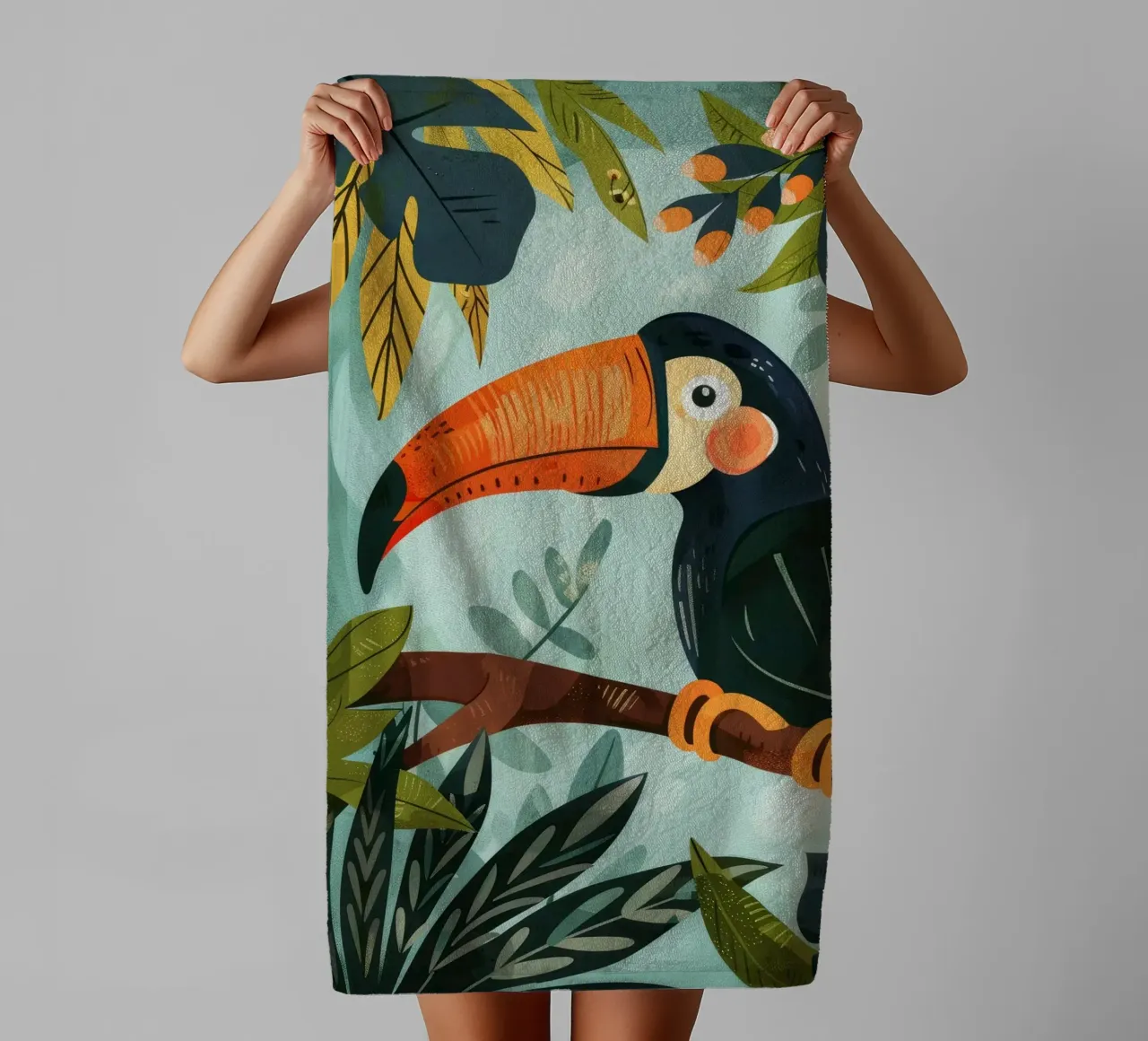 Bunter Tukan inmitten von tropischem Laub in üppigen Wäldern Handtuch von DesignDoodle