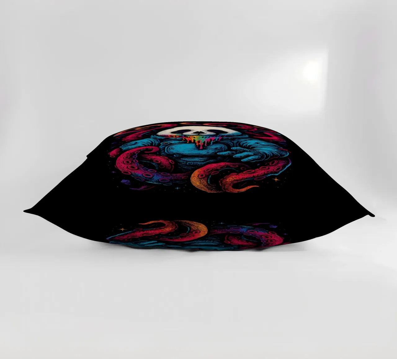 Cosmic Panda Kraken cuscino da BadrBrand