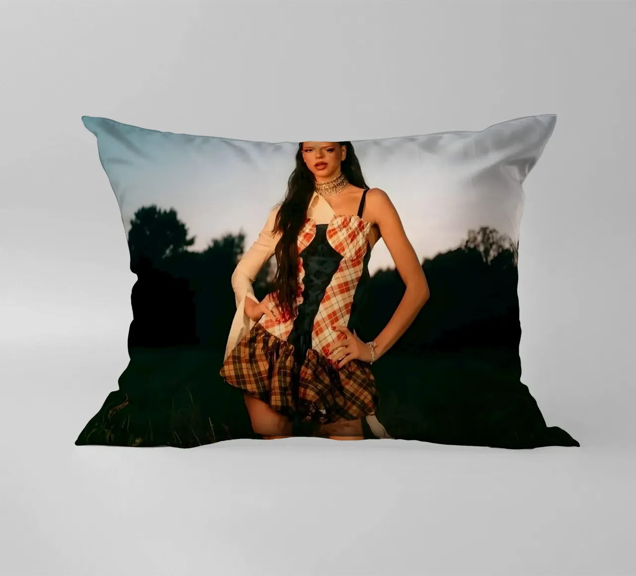 Nina Chuba V1 cuscino da vintage