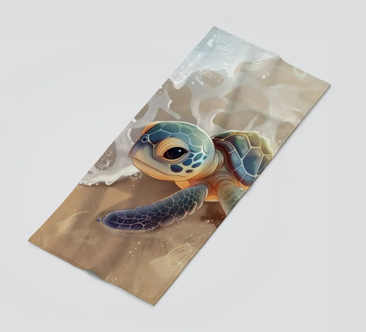 Una tortuga bebé se encuentra con las olas del mar en una playa de arena toalla de playa de DesignDoodle