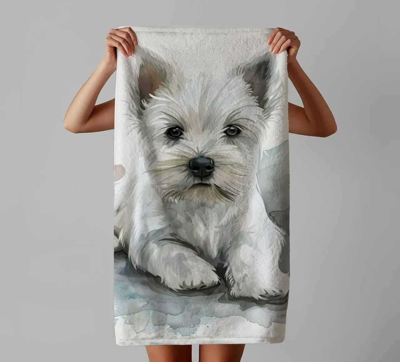 Mignon chiot blanc couché sur une surface douce et détendue serviette de bain de DesignDoodle