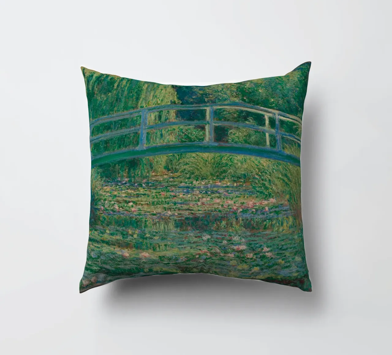 Bridge And Water Lilies cuscino da carolcrawofficialdesign