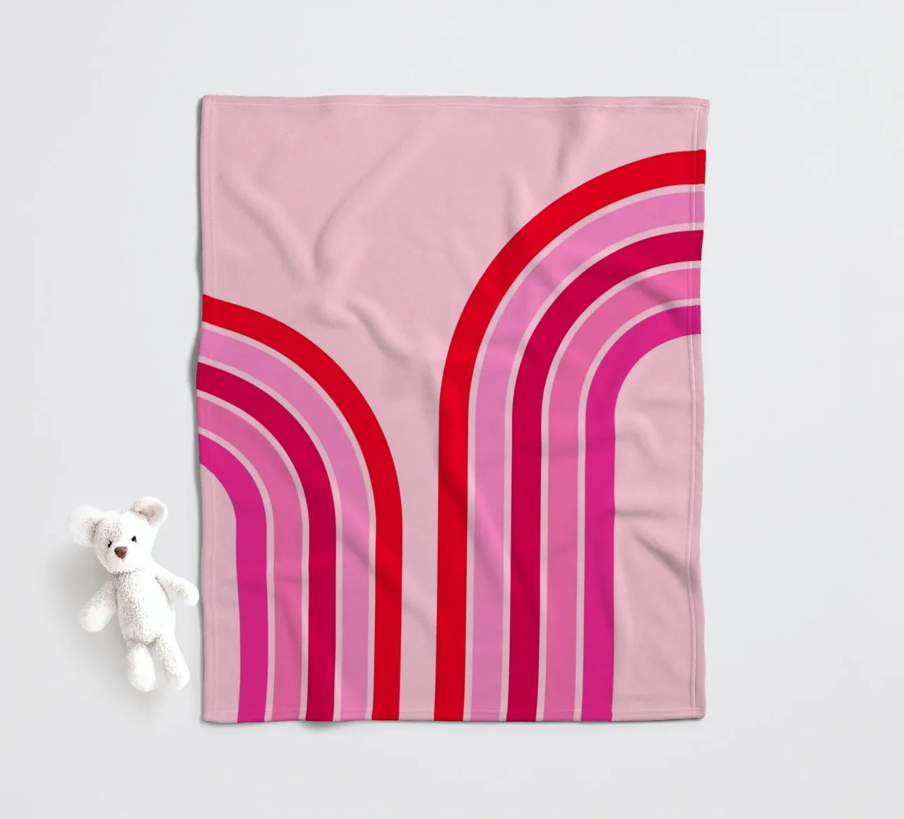 Retro Regenboog Curve Abstract in Roze en Rode Tinten fleecedeken van The Art Club