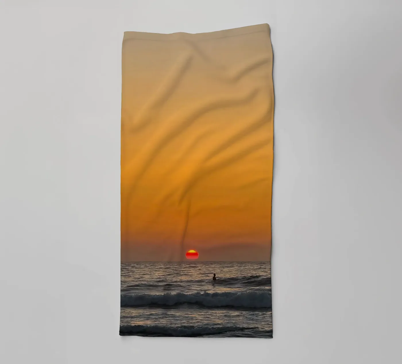 Sunset Surf towel by Thilo Grøsch