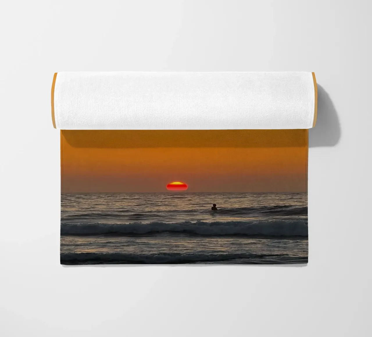 Sunset Surf telo mare da Thilo Grøsch