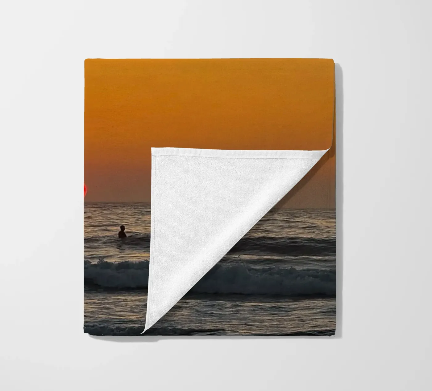 Sunset Surf telo mare da Thilo Grøsch