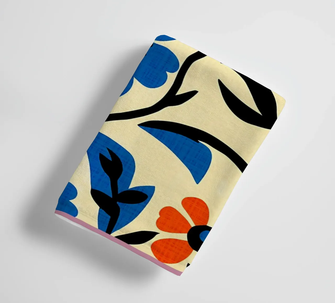 Fiori blu arancio asciugamano da bagno da BobbyStudio