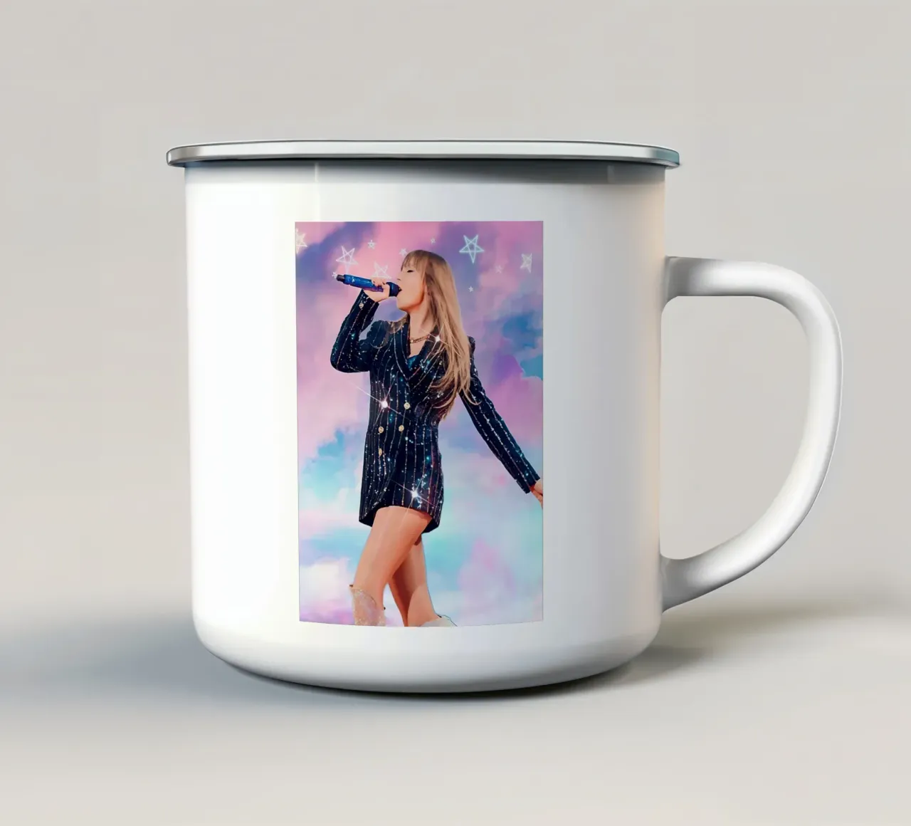 Taylor Swift Singing tazza in smalto da Musdadad Shop