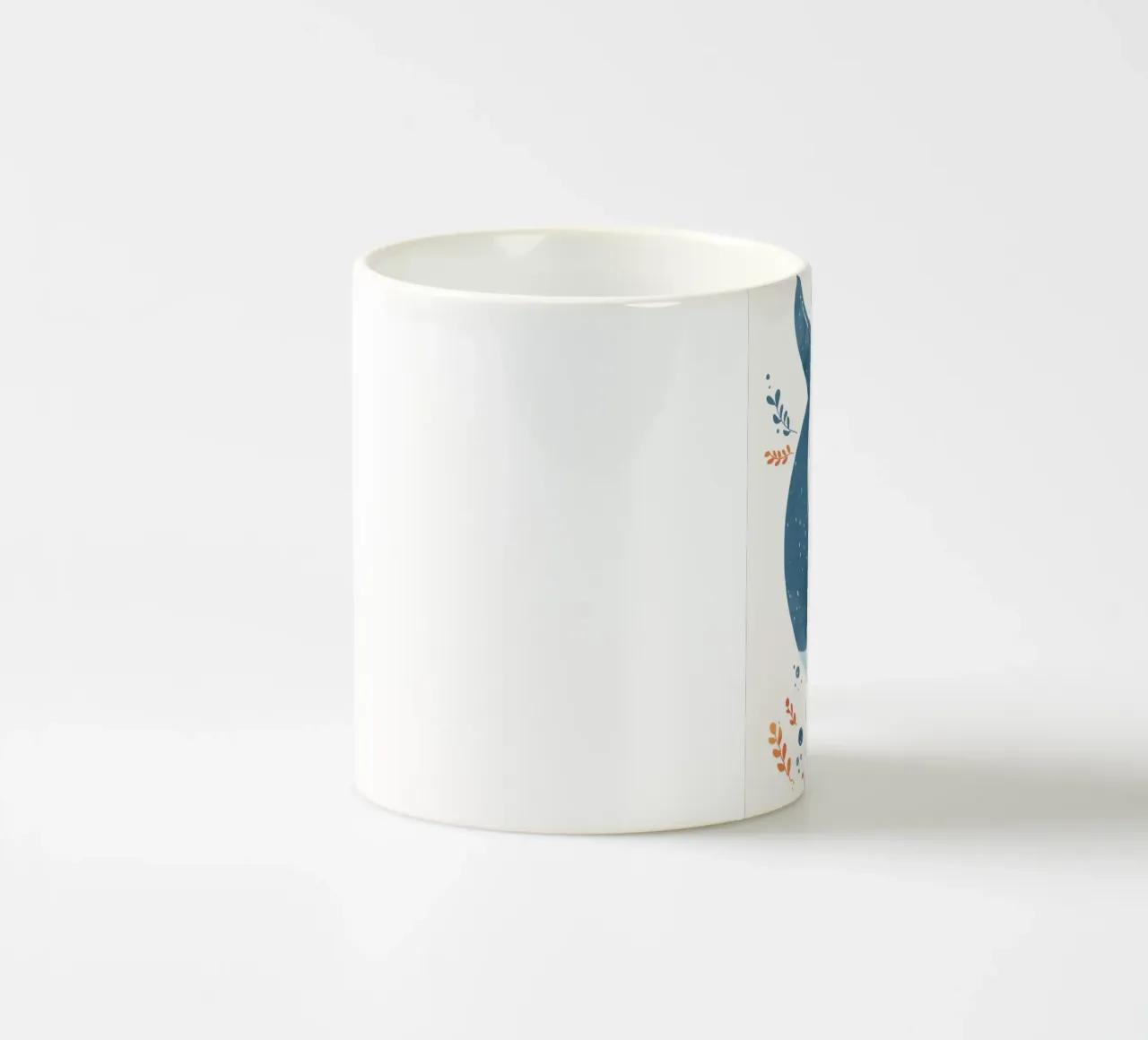 Balena gioiosa circondata da cuori e piante in un'arte ludica tazza in ceramica da DesignDoodle
