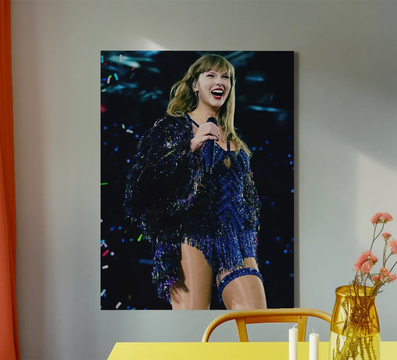 Taylor Swift Singing On Stage tela da Musdadad Shop