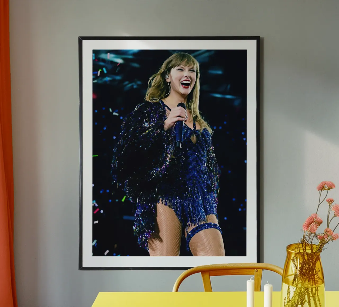 Taylor Swift Singing On Stage poster da Musdadad Shop