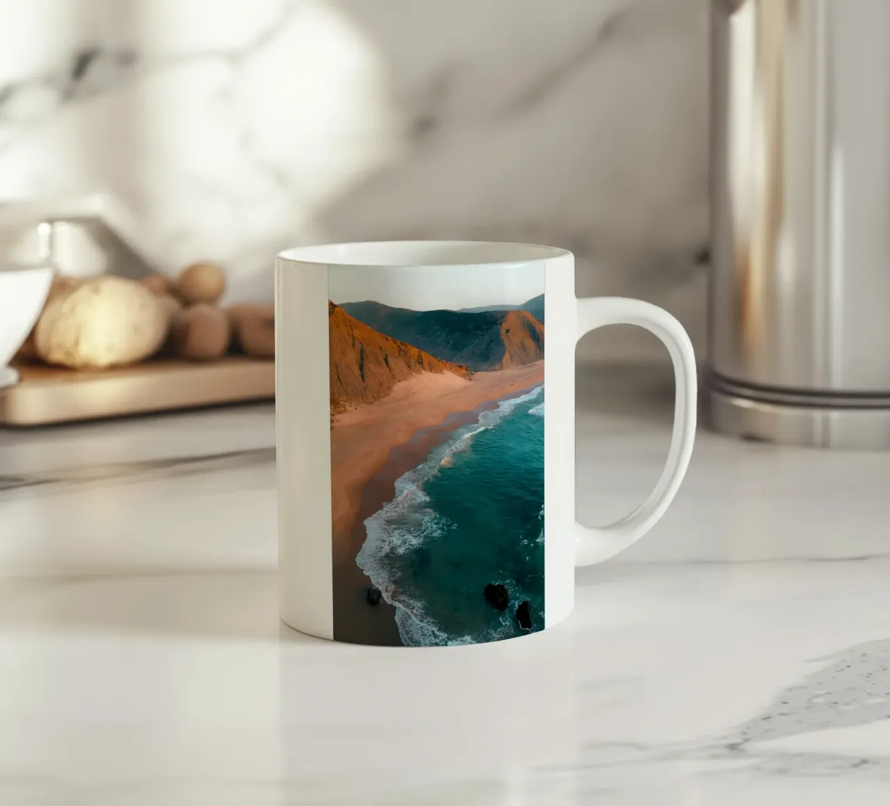 Wild and Silent: Praia do Castelejo, Portugal tazza in ceramica da Thilo Grøsch