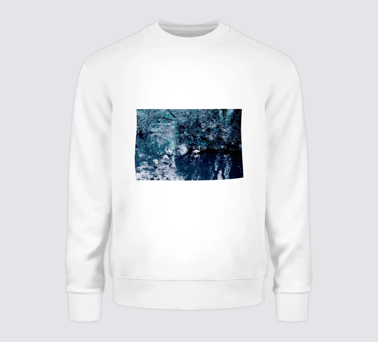 Flamencos en el lago sudadera de KISSA STUDIO