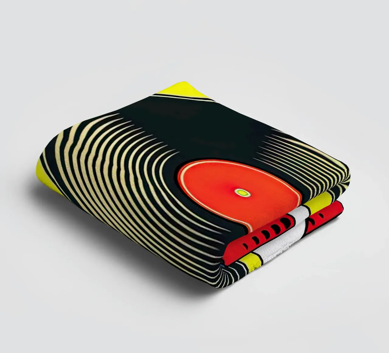 Disco in vinile d'epoca su bolla vocale di esplosione in Pop asciugamano da bagno da Steve shop