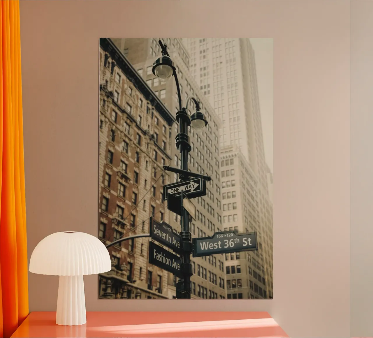 Viale della moda poster da thetraveller