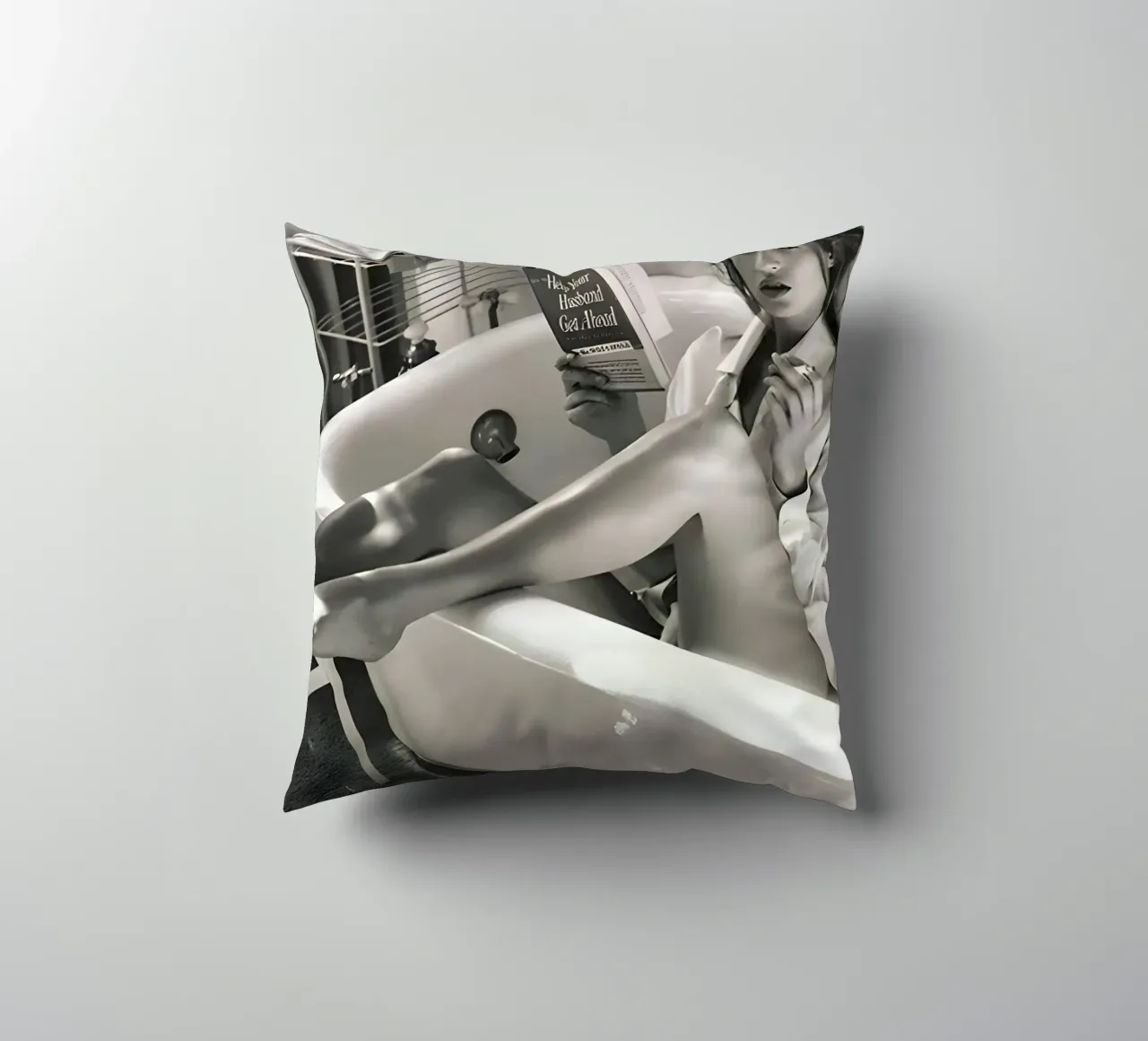 Kate Moss si diverte in bagno cuscino da Mr.Alexandershop