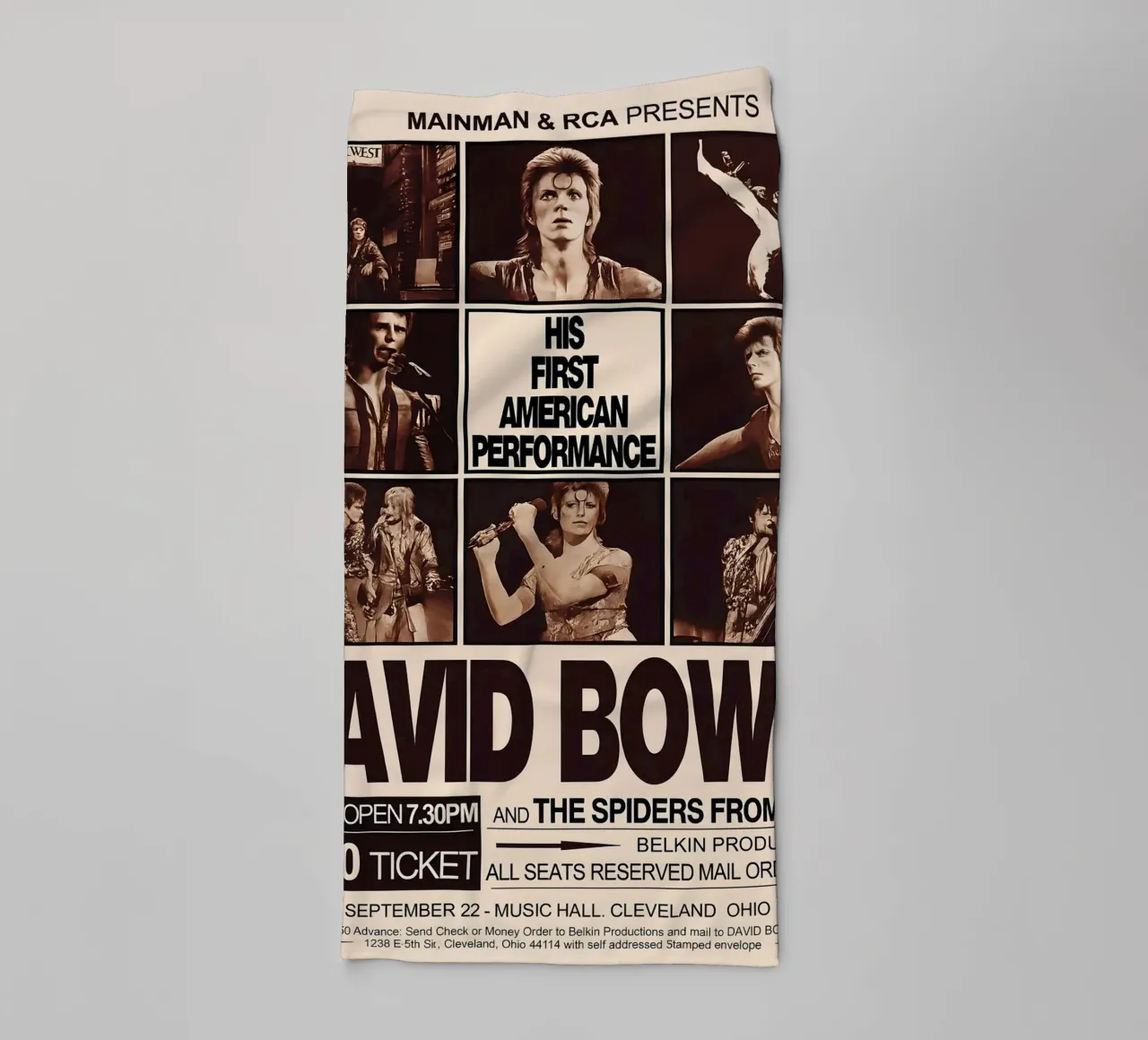 David Bowie 972 First American Concert Poster asciugamano da bagno da DGUnder