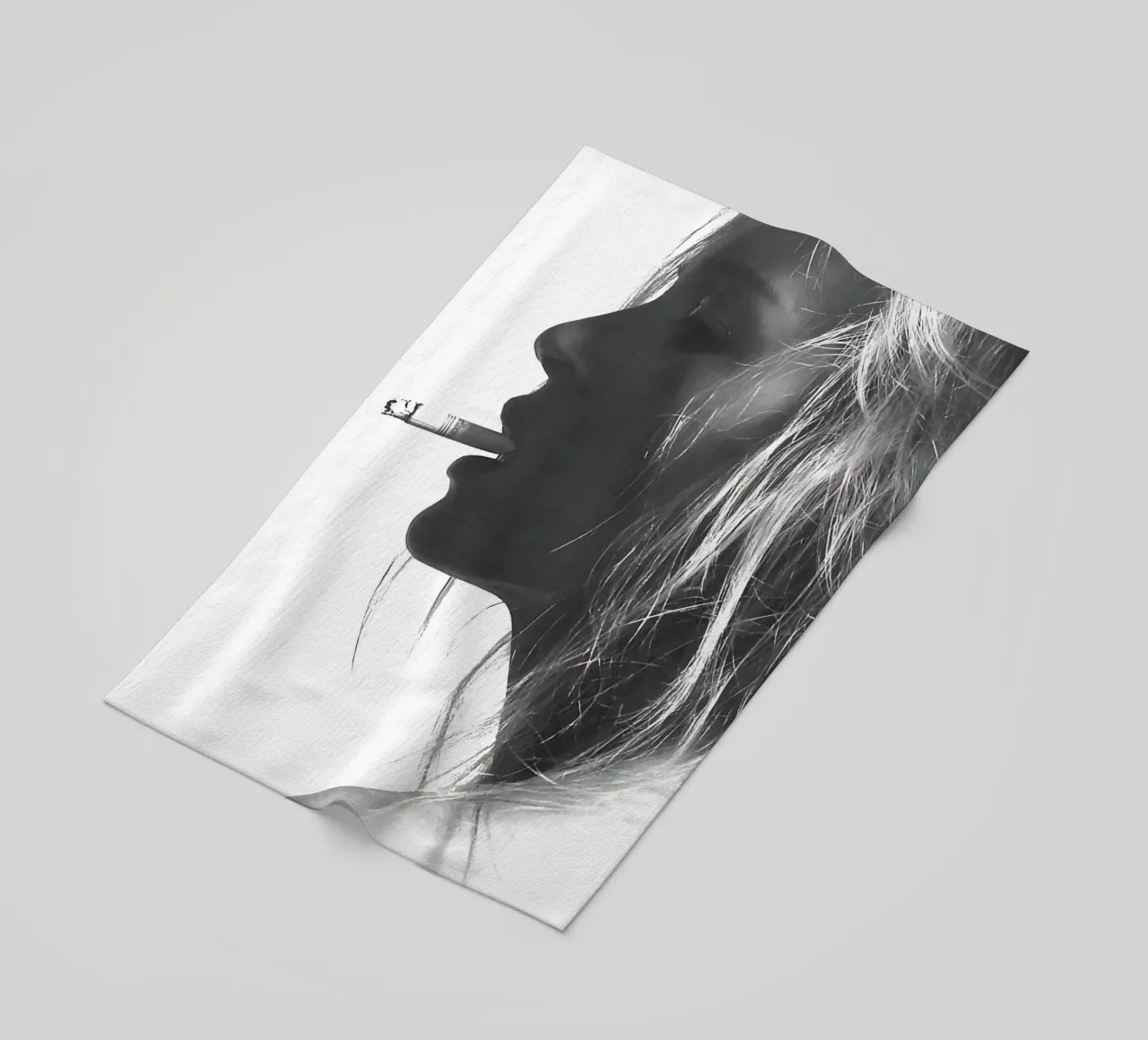 Kate Moss che fuma telo mare da Mr.Alexandershop
