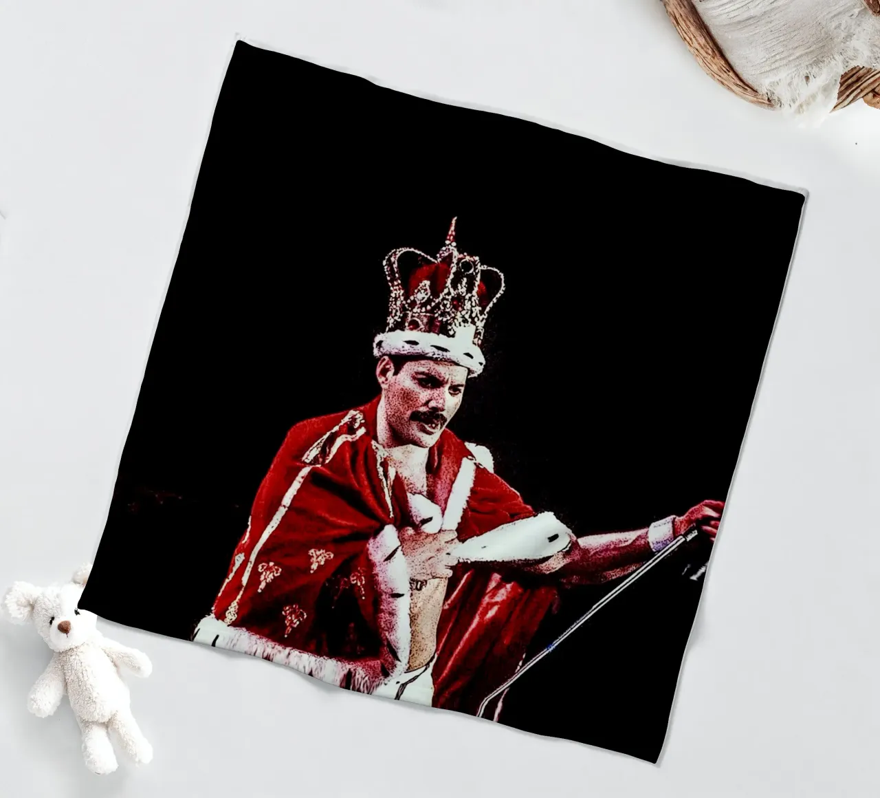 Freddie Mercury coperta in pile da vanhesling