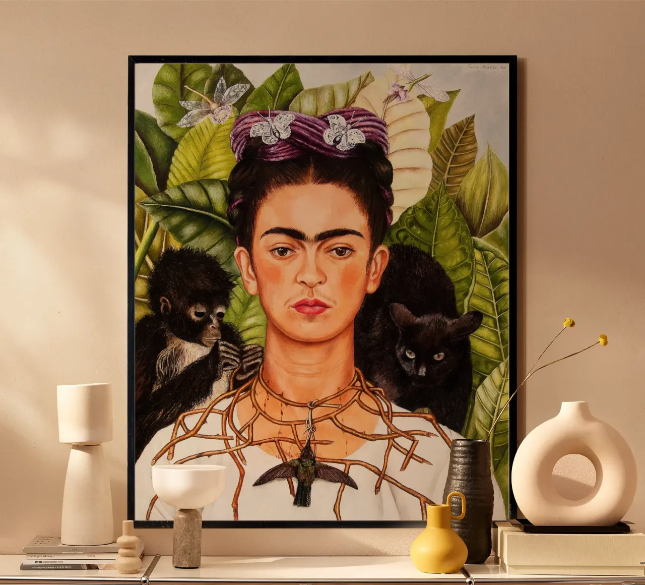 Frida Kahlo Autoritratto con collana di spine e colibrì carta hahnemühle da Classic Art Prints