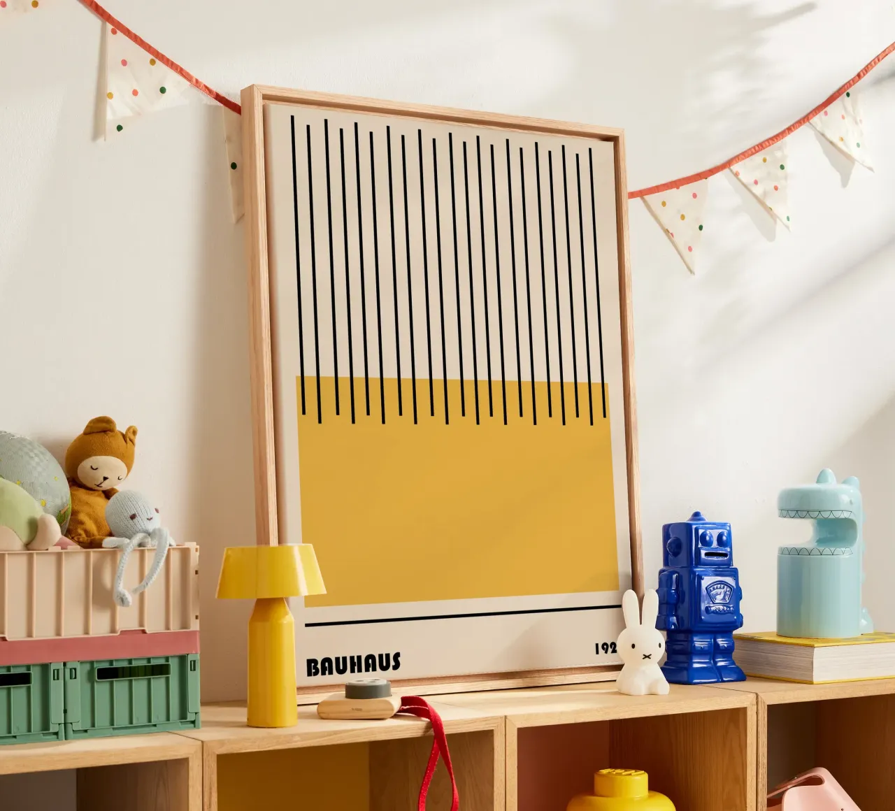 Bauhaus Lijnen | Minimalistische Gele Kunstdruk canvas met Baklijst van Studio Vibe