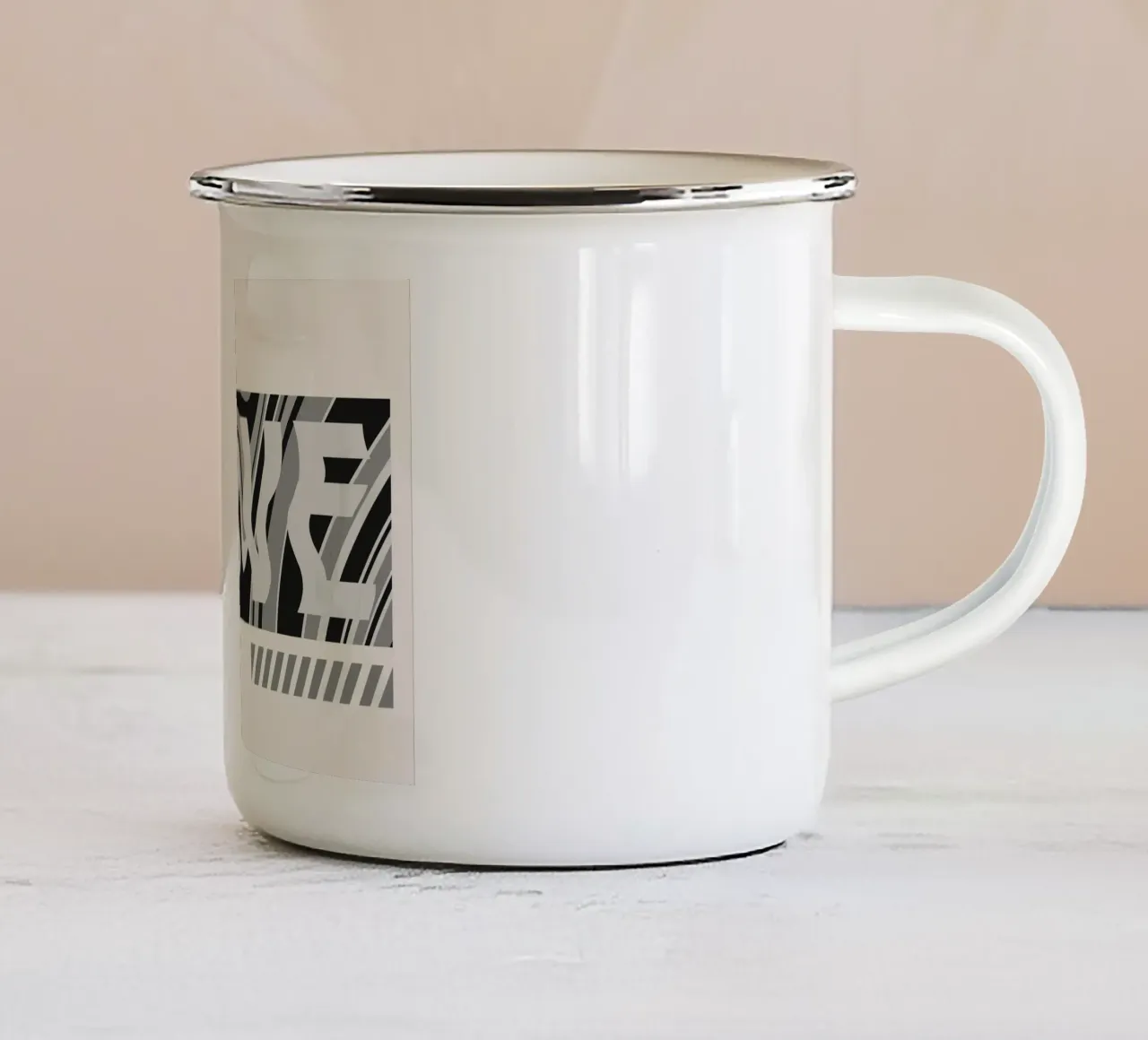 Vervormde liefde - Monochrome abstracte typografie print emaille mok van NorwesClub
