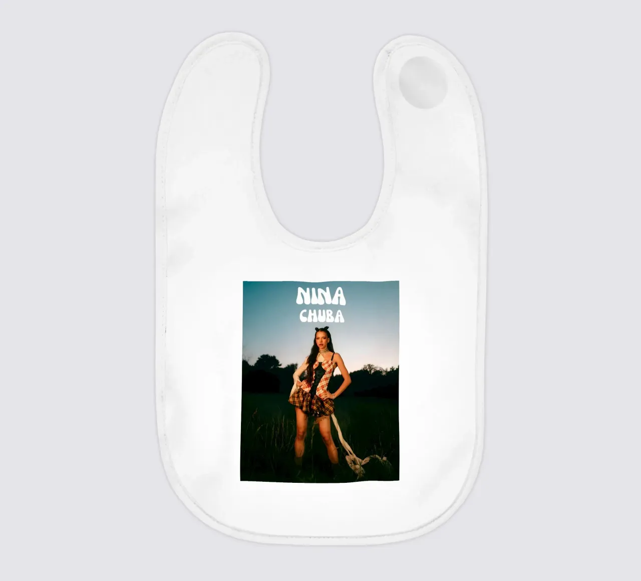 Nina Chuba V2 bavaglino da vintage