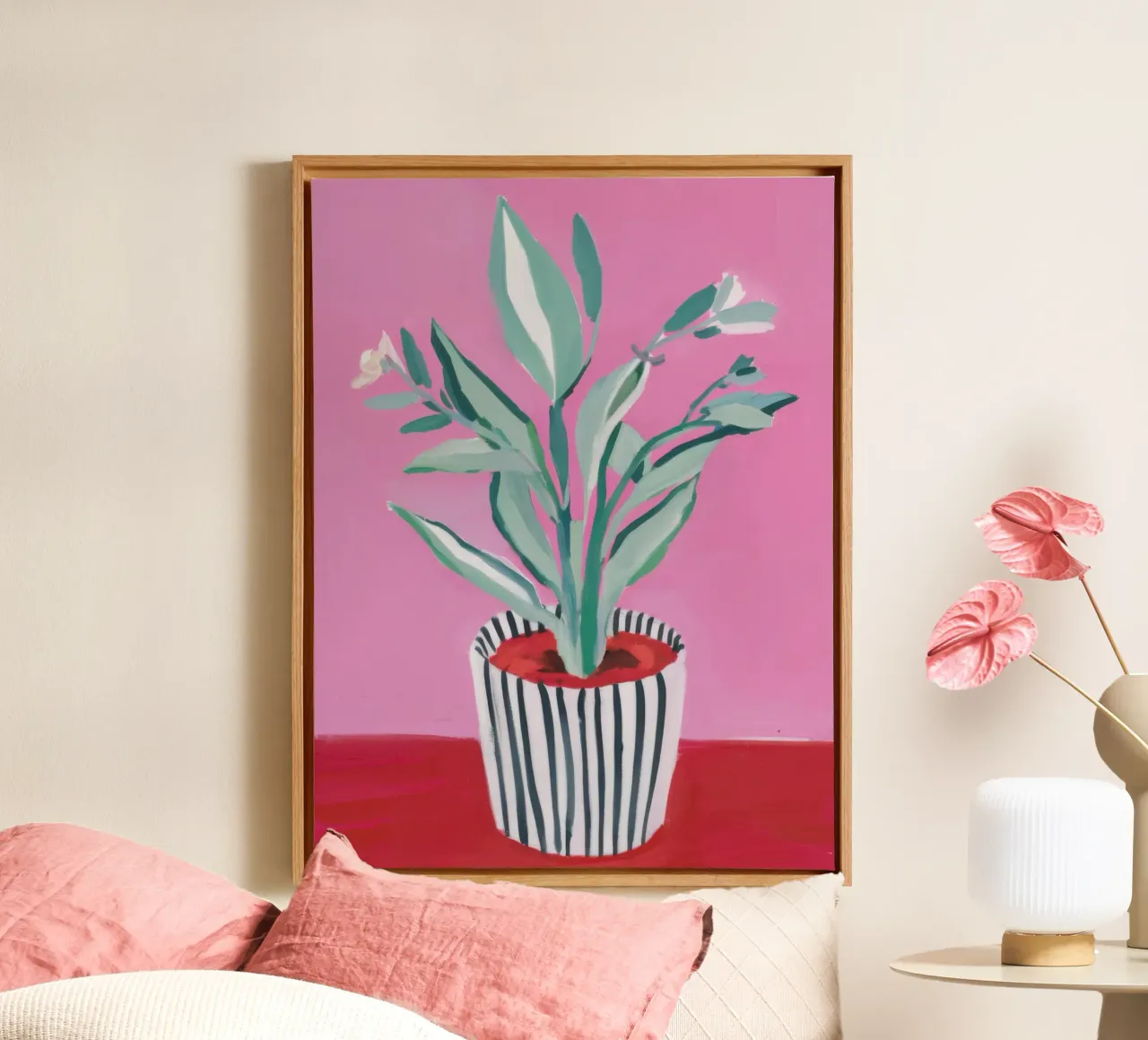 Fleurs roses dans un pot rayé toile de Flock Reverie
