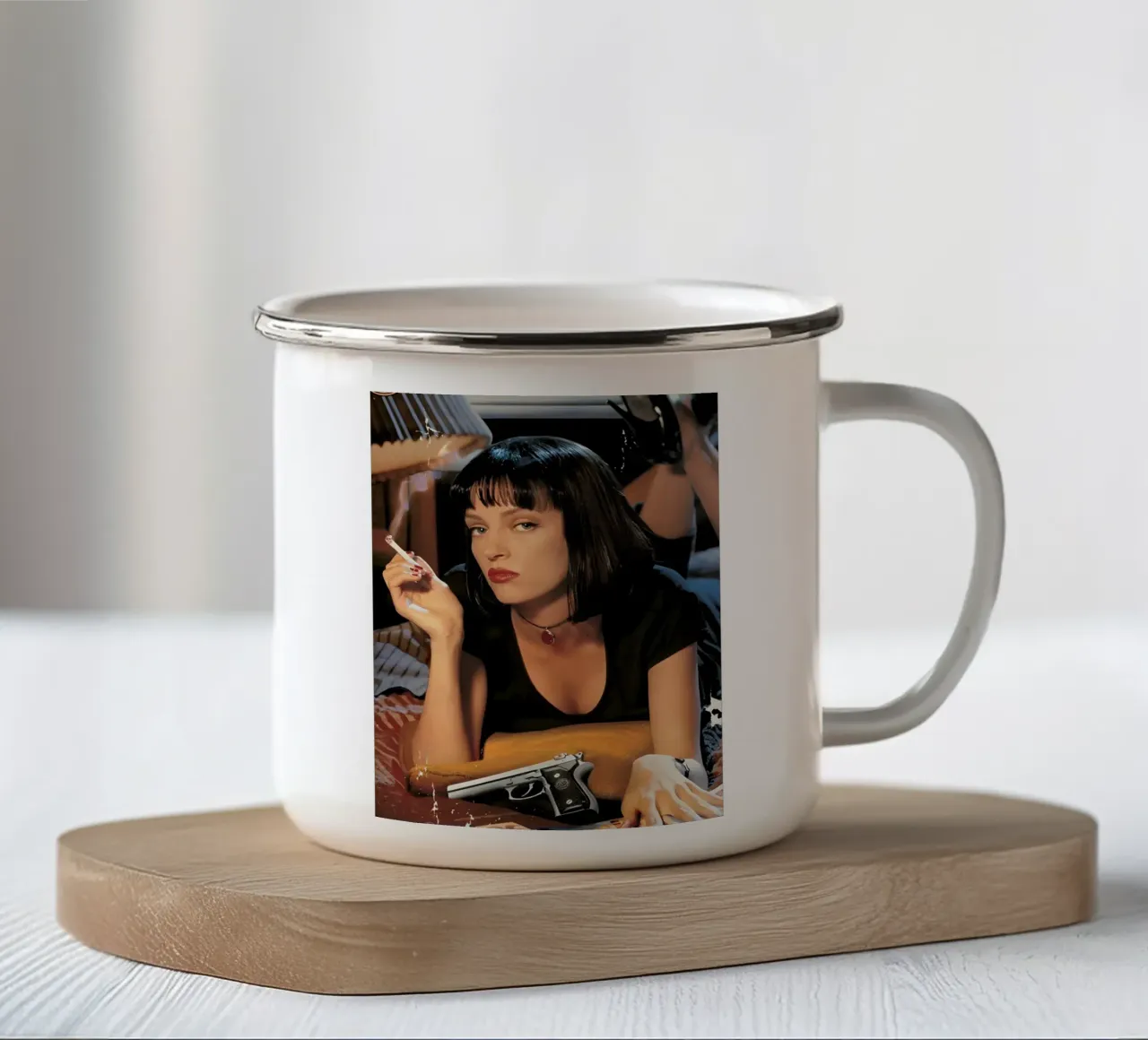 Pulp Fiction tazza in smalto da Low poly art