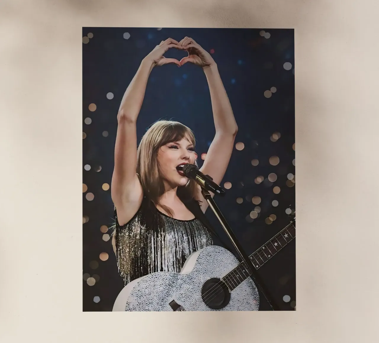 Taylor Swift pellicola backlit da Musdadad Shop