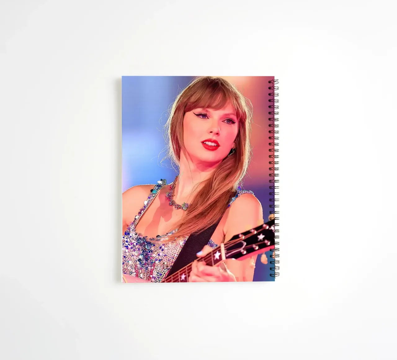 Taylor Swift Guitar notitieboek met spiraal van Musadad Shop
