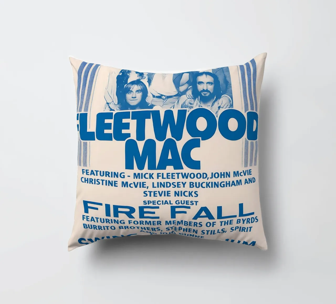 Fleetwood Mac and Fire Fall in San Bernardino California cuscino da DGUnder