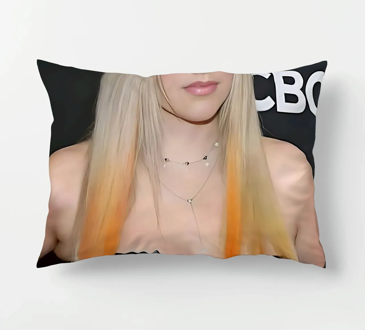 Avril Lavigne cuscino da Musadad Shop